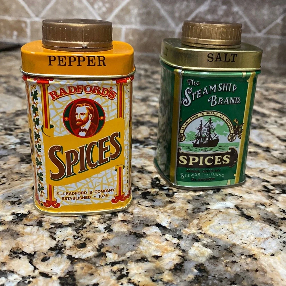VINTAGE Novelty LIKE NEW Radford Spices Steamship Brand Salt & Pepper Tin Shaker